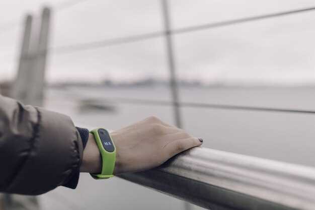 Bluetooth vs Ultra-Wideband Trackers - Speed & Range Tests Bluetooth vs Ultra-Wideband Trackers - Speed & Range Tests